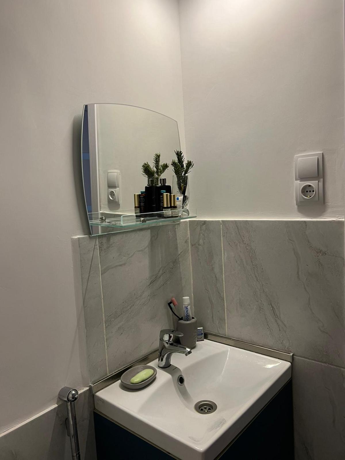 Apartment Sunny Mood تبليسي المظهر الخارجي الصورة