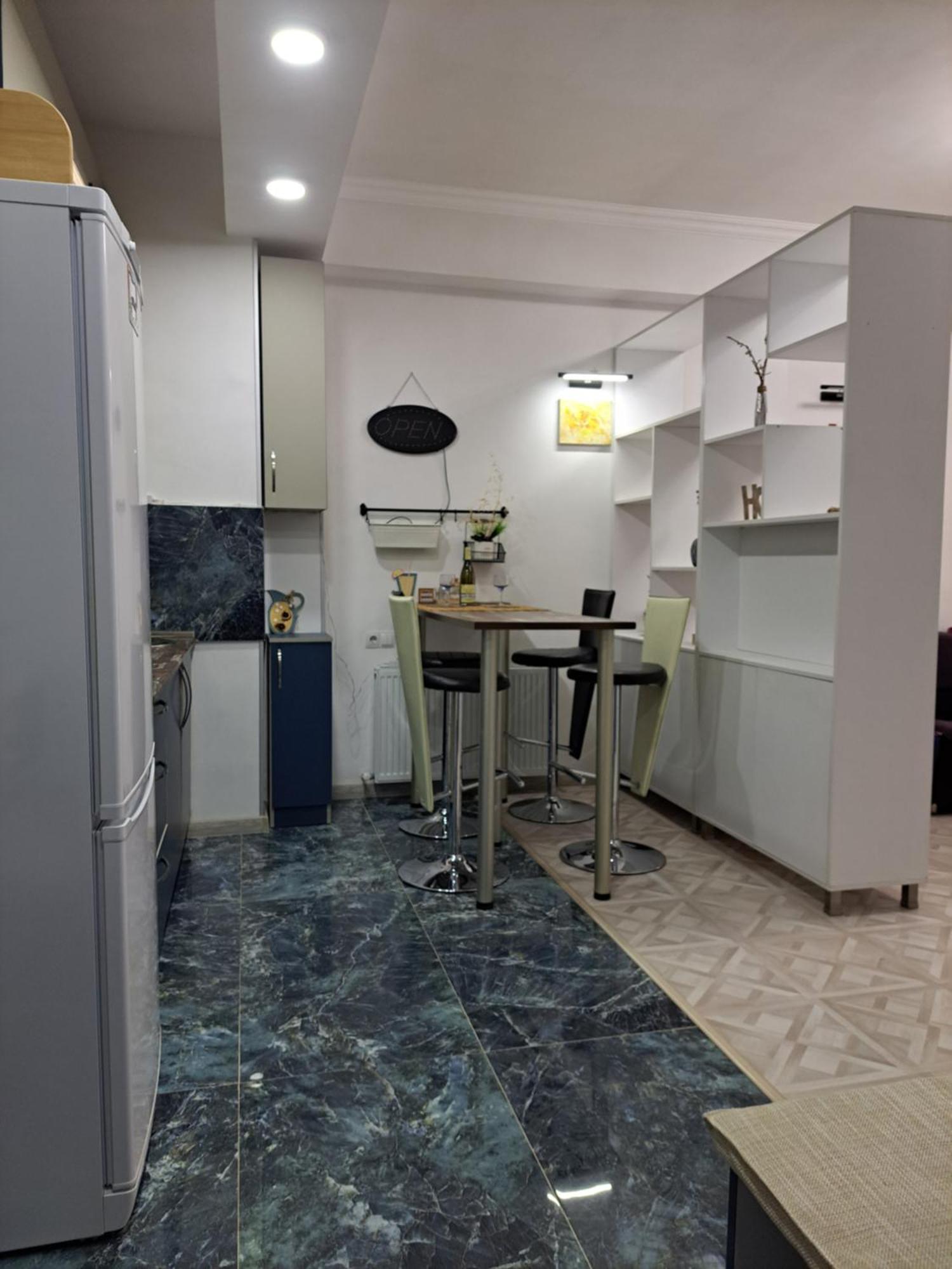 Apartment Sunny Mood تبليسي المظهر الخارجي الصورة